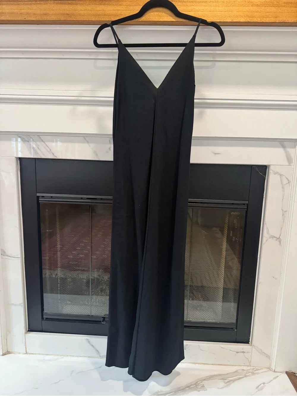 Banana Republic sleek black